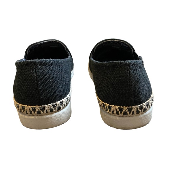 BOBS from SKECHERS Shoes - Picture 2 of 4